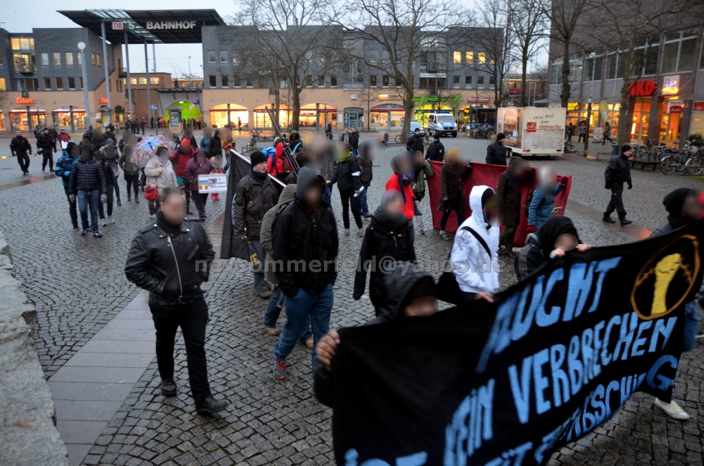 Demonstration zum Tatort. Bild: Ney Sommerfeld.